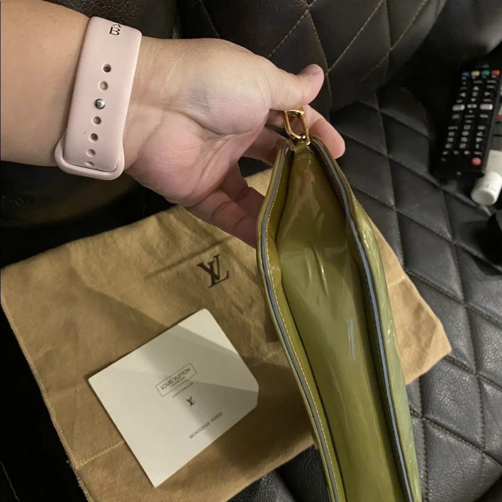 Louis Vuitton Lexington Pochette - Picture 5 of 7